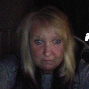 Meet your Posher, Dana